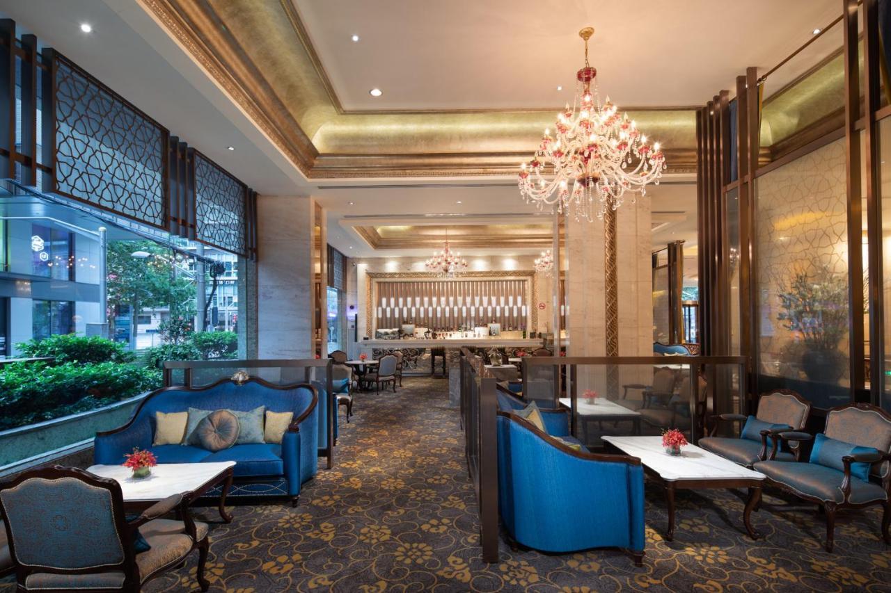 Crowne Plaza Shanghai Nanjing Road By Ihg Exterior photo The Lounge at the hotel