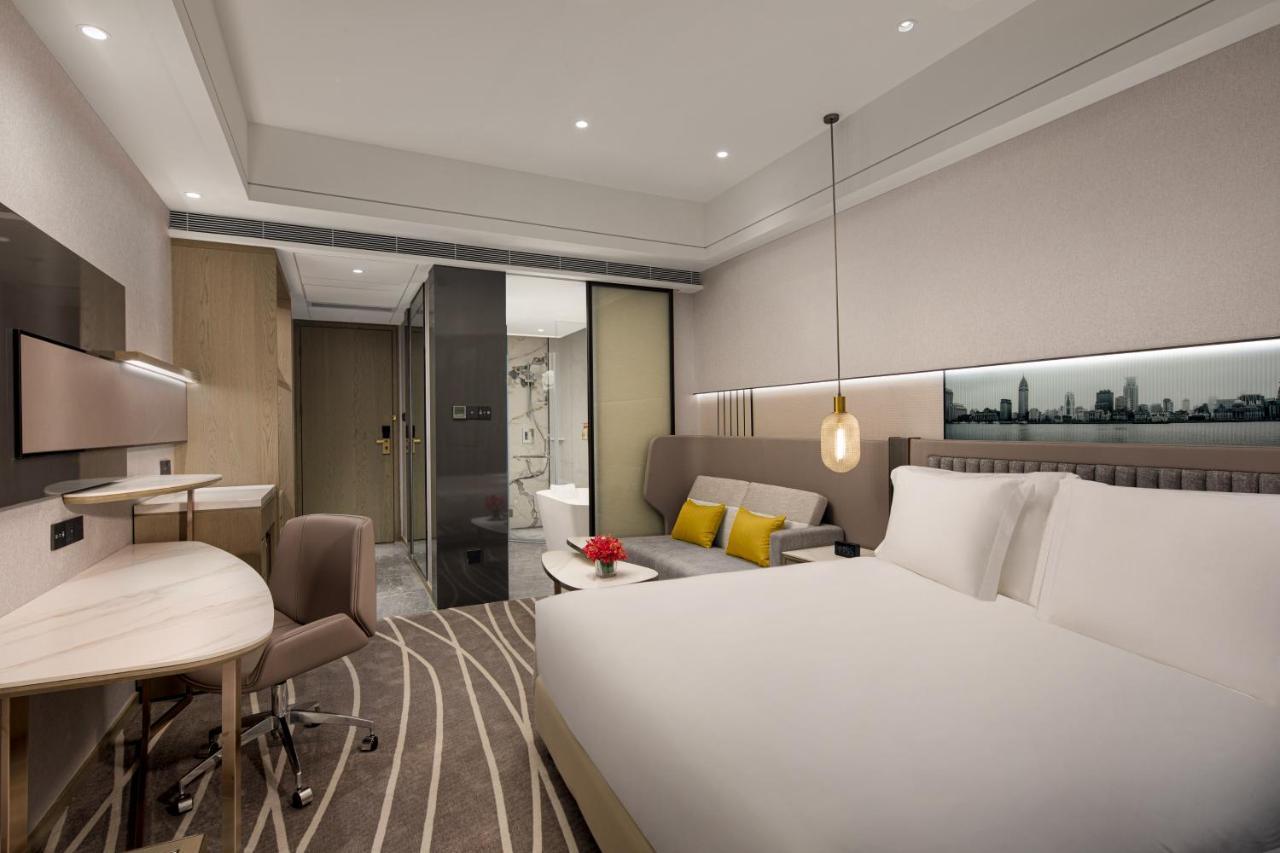 Crowne Plaza Shanghai Nanjing Road By Ihg Exterior photo Deluxe Room